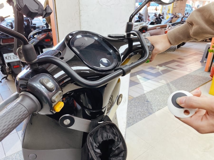 台南租車推薦~好好騎出租機車,免加壓證件、3/4安全帽、免費手機架,讓你輕鬆走跳台南!