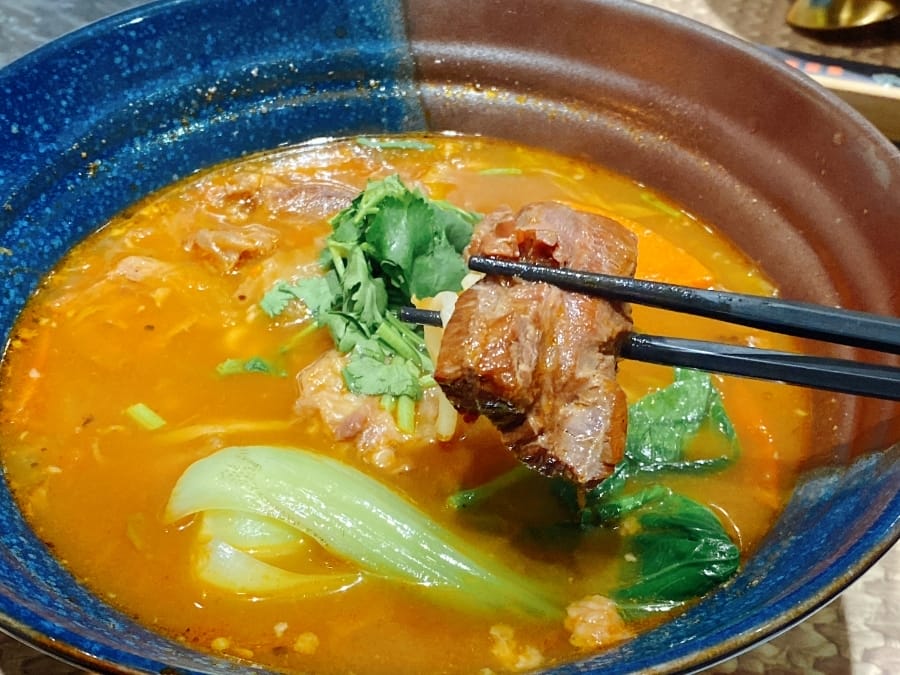聚餐首選-麵聚場 ,時尚兼俱的麵食藝術餐廳~