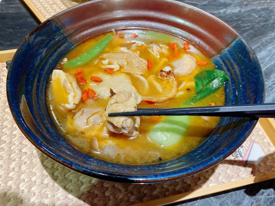 聚餐首選-麵聚場 ,時尚兼俱的麵食藝術餐廳~