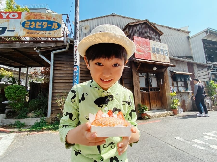 台南最新景點~桑原商店/戎館/魔荳幼兒園彩繪牆 新春踩街台南這樣玩就對啦!