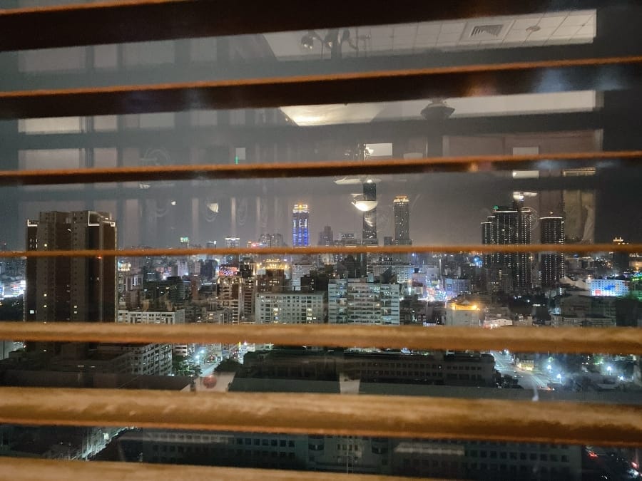 高雄景點 2021年全新3D彩繪~高雄時空之城,免費停車的超值景點!(內有預約網址)大魯閣草衙道/茹絲葵牛排好吃全攻略!