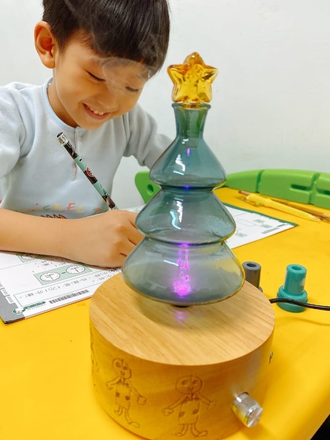 herbally草本真情客製化擴香儀是專屬於自己的客製化好禮,除了薰香還能增添趣味!