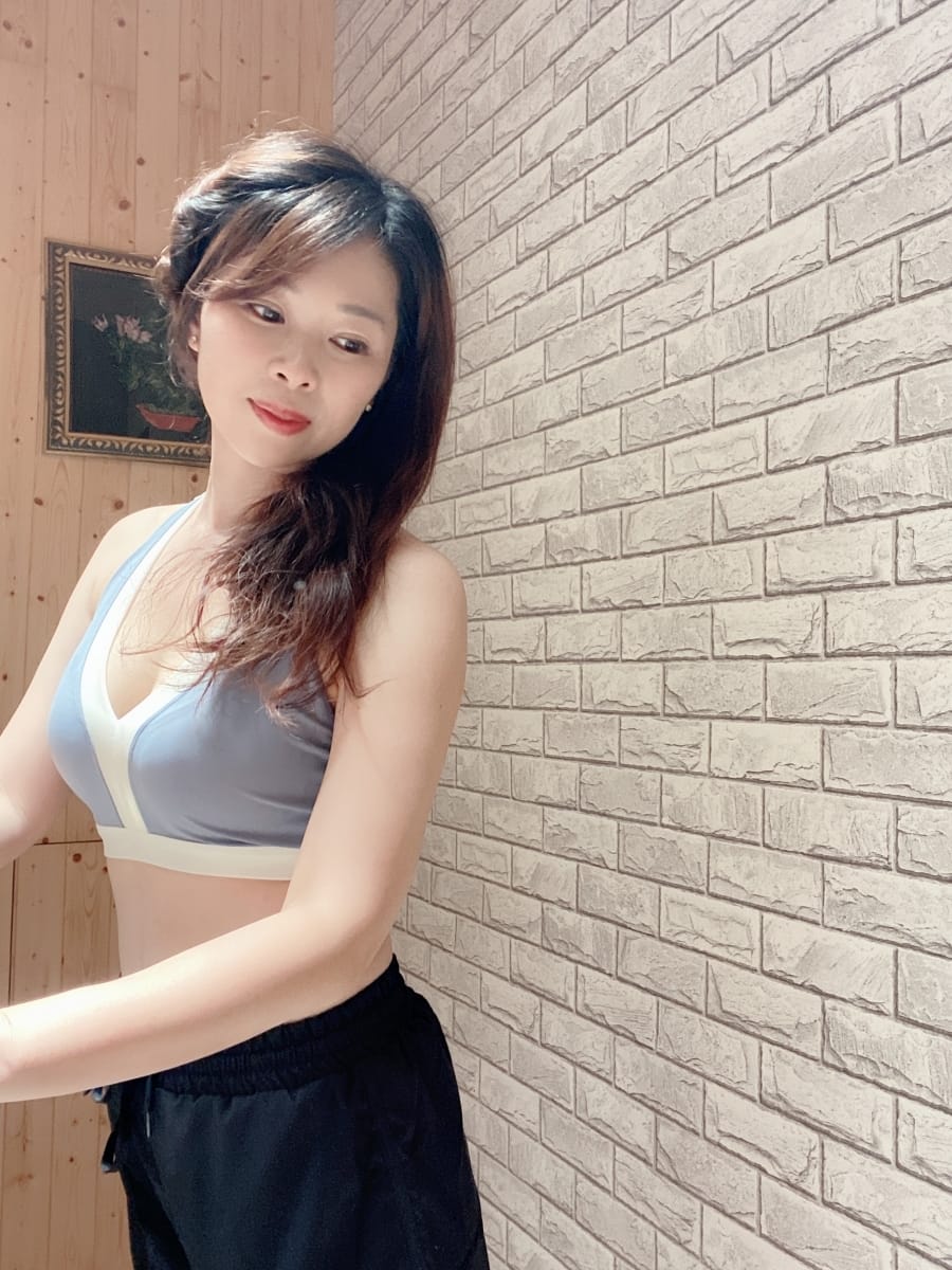 MOLLIFIX瑪莉菲絲運動服飾,營造運動好心情!