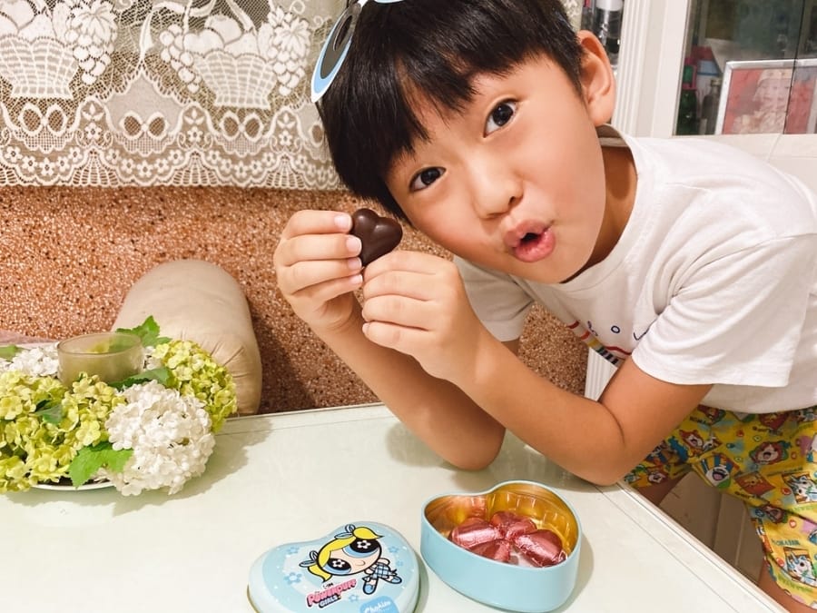 【巧趣多】飛天小女警超萌零食鐡盒開箱~限量就是搶手啦!