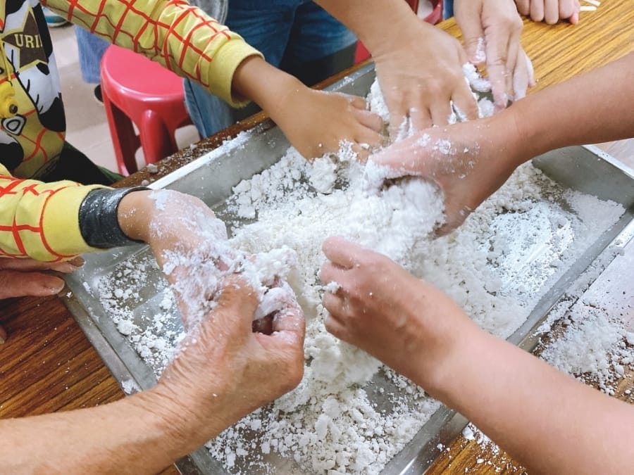 高雄田寮DIY~漫步月世界/月球土雞園/內門鐵馬驛站木瓜酵素DIY/田寮古亭社區竹編DIY/燕巢金山社區紅龜粿DIY,親子一起動手DIY,開心農遊去!