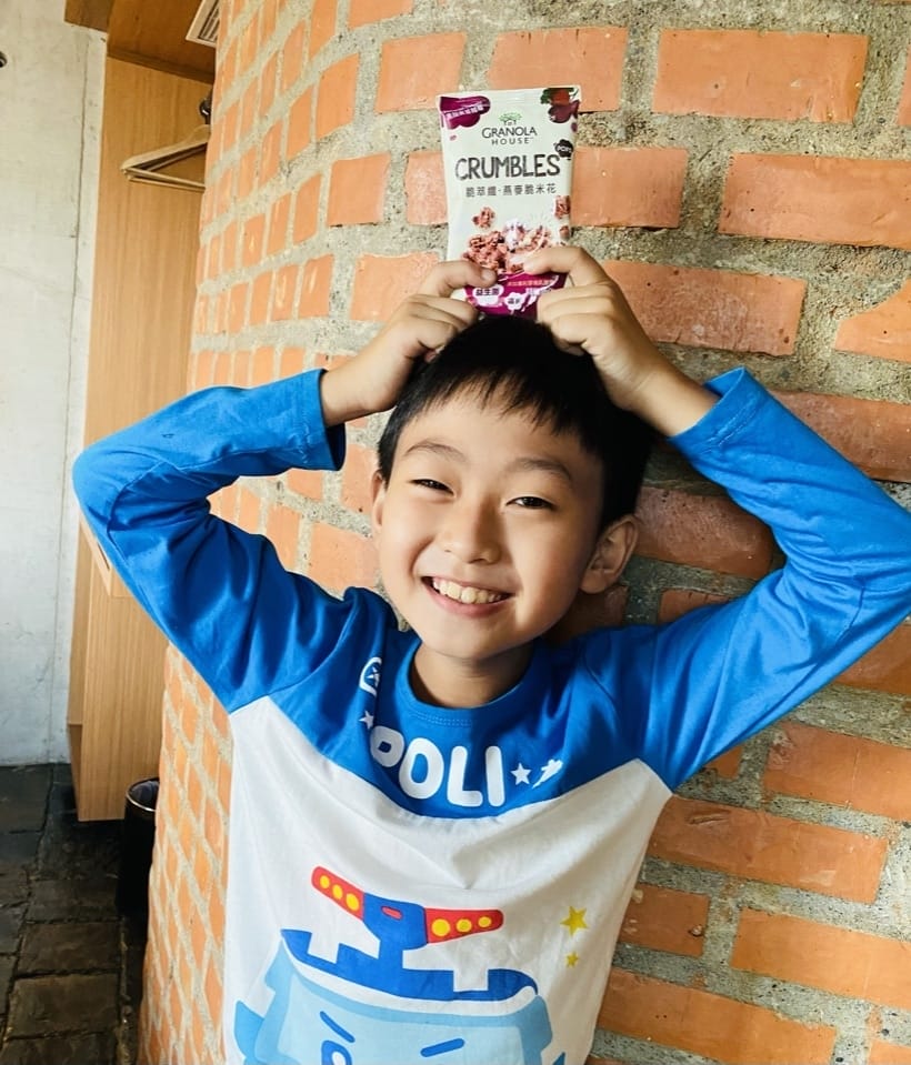 Granola House 法式巧克力/黑醋栗蔓越莓 燕麥脆米花,滿足吃零食的口腹之欲!