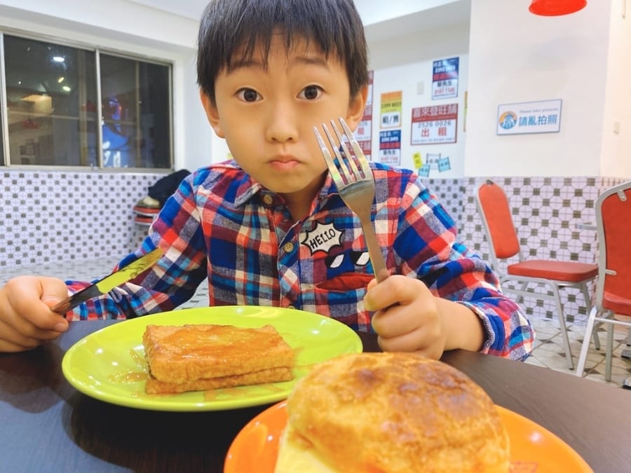 台南巨星生鮮市集-伙計餐室一秒走入道地香港茶餐廳~