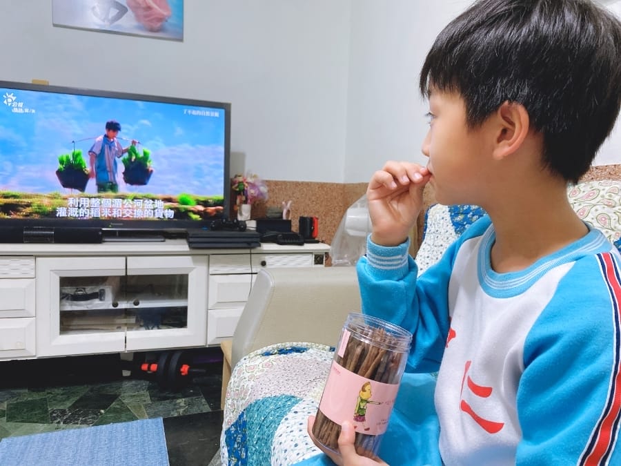 2022年過年禮盒推薦~里洋烘焙珍珠寶盒v.s 起司棒,年節送禮最大方的新選擇!