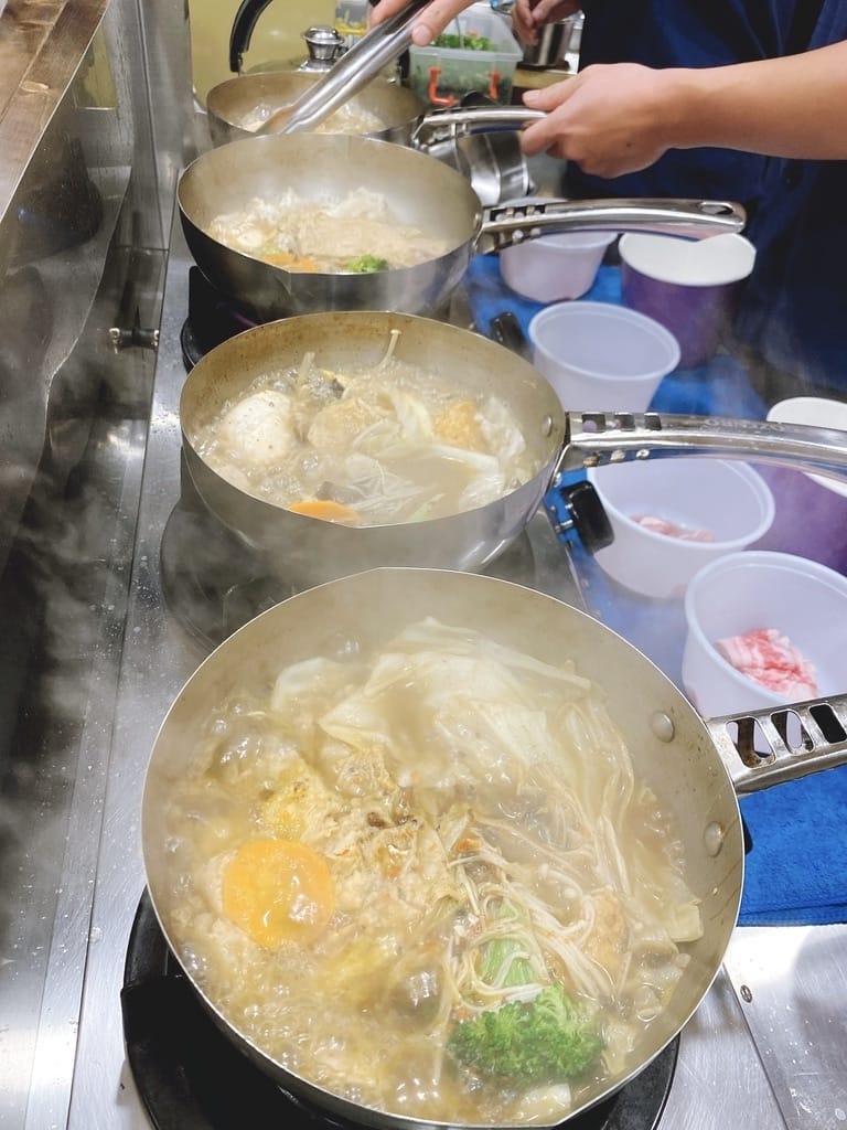 防疫美食推薦 台南永康店御國香麻辣臭豆腐v.s 麻辣臭豆腐冷凍包,在家也能吃到麻辣臭豆腐的好味道!