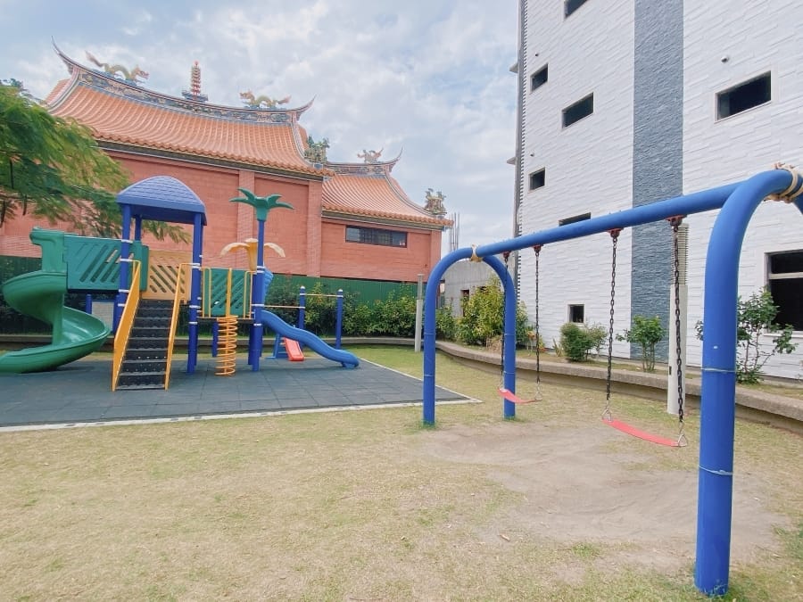 雲林斗六 厚咖哩,只要銅板價就能品嚐到世界各國的風味咖哩~