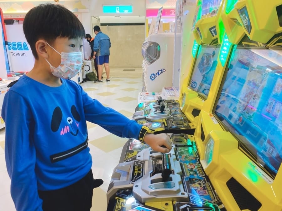 《機甲英雄 機鬥勇者》創造屬於你的機甲戰隊,激發全家人心中的英雄魂~