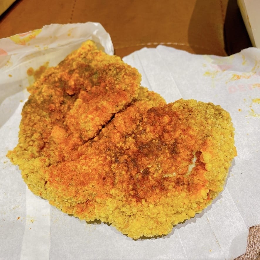 宵夜炸物的良伴~高雄鼓山【爆力雞台式鹽酥雞】必推招牌爆力雞排,挑戰吮指回味的炸物享受~