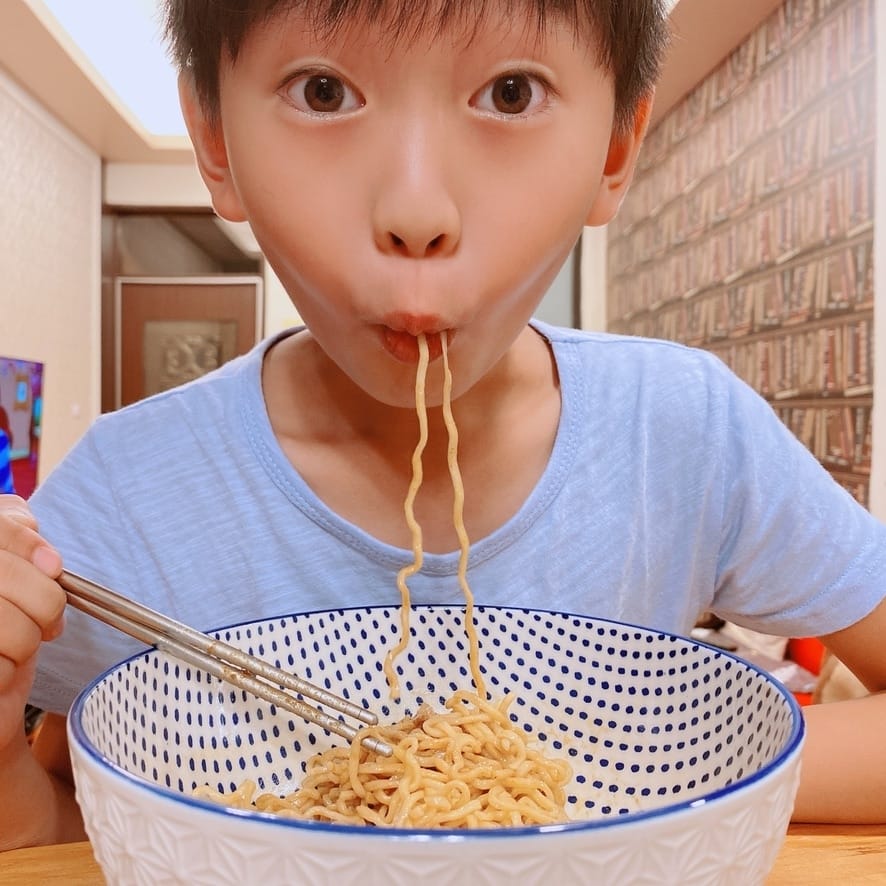 漢來美食推薦~酸辣粉、椒麻醬香、胡麻椒香來拌麵, 輕鬆享用宅美食五星拌麵~(爽)