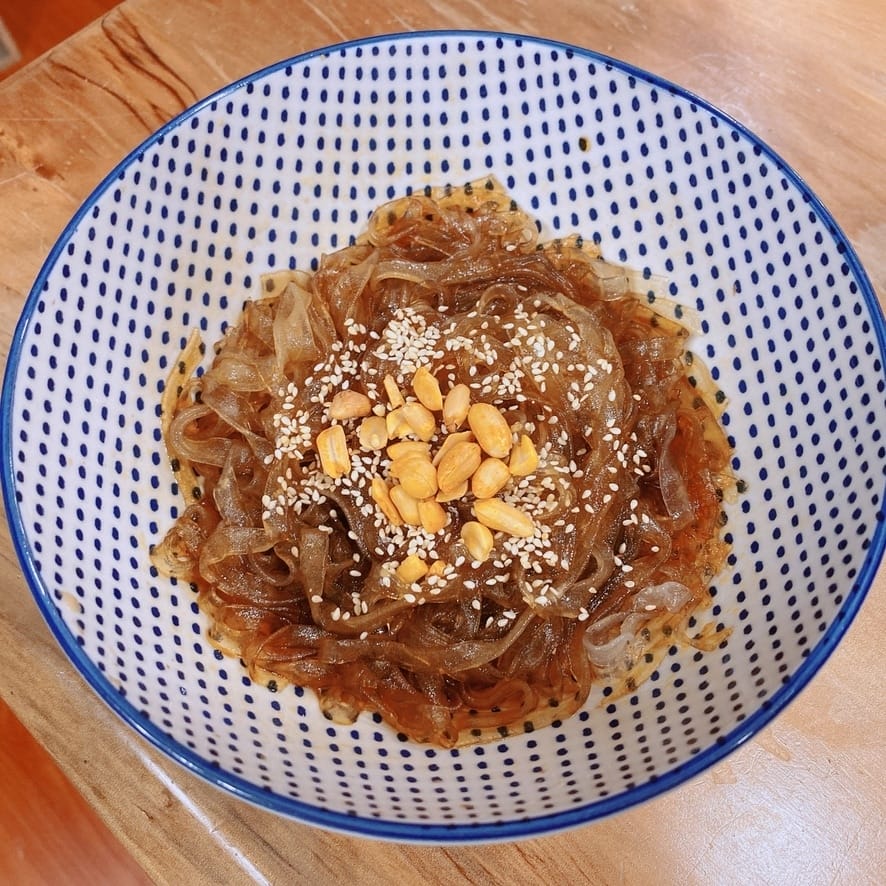 漢來美食推薦~酸辣粉、椒麻醬香、胡麻椒香來拌麵, 輕鬆享用宅美食五星拌麵~(爽)