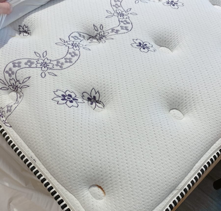 歐風實木家具工廠直營~府昕設計家具台南店,耐用時尚的木作家具,給你堅固美型的居家空間~