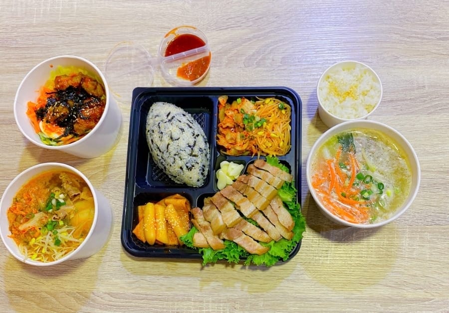 高雄美食~魚雞飯糕韓式食堂,道地又划算的韓式小吃美食~