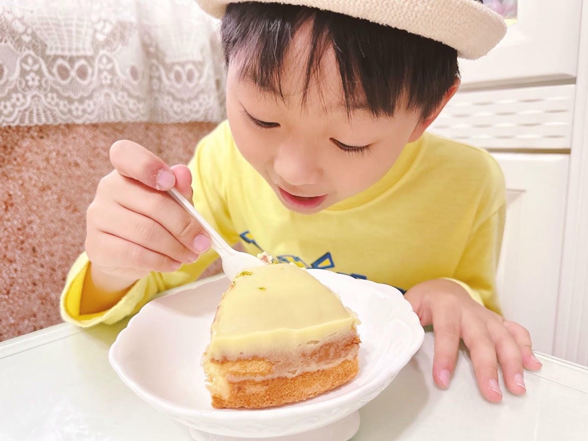 團購宅配美食推薦!療癒系甜點MIMIAN瞇瞇眼生乳波士頓派~厚・經典生乳波士頓派/真・檸檬生乳波士頓派,下午茶最佳選擇吃得幸福到瞇瞇眼~(笑)