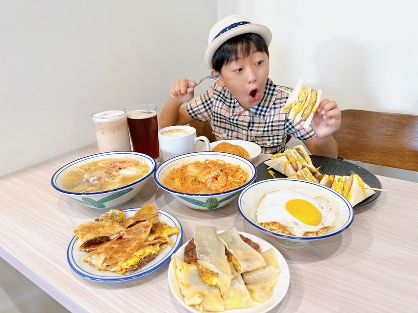 早午餐、晚餐、宵夜、點心時間就到日月私饗 王昆仲公園店享受復古浪漫吧! - 第24張圖 早午餐、晚餐、宵夜、點心時間就到日月私饗 王昆仲公園店享受復古浪漫吧!