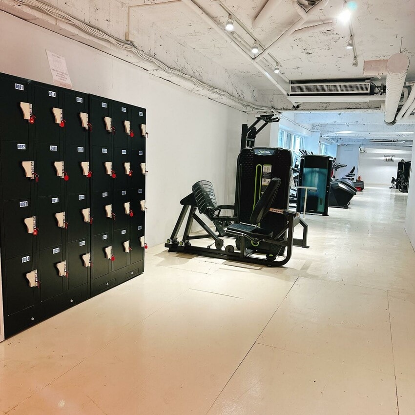 來Posh fitness健身咖啡廳邊健身邊休閒，餐盒一起安心吃，一整天就賴在這裡吧！