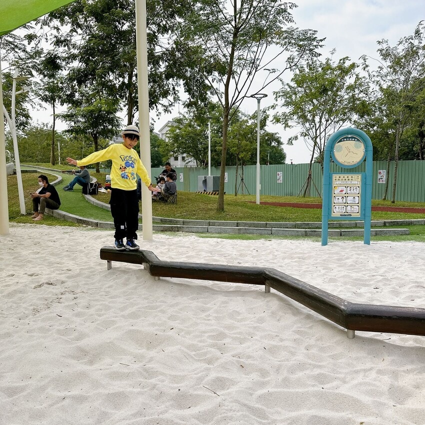 免費景點～潮洲 潮好玩幸福村  潮幸福薑餅村X金勾杯潮好玩市集和全天開放的共融遊戲場、不定期市集活動，絕對是兒童的幸福天堂！！！