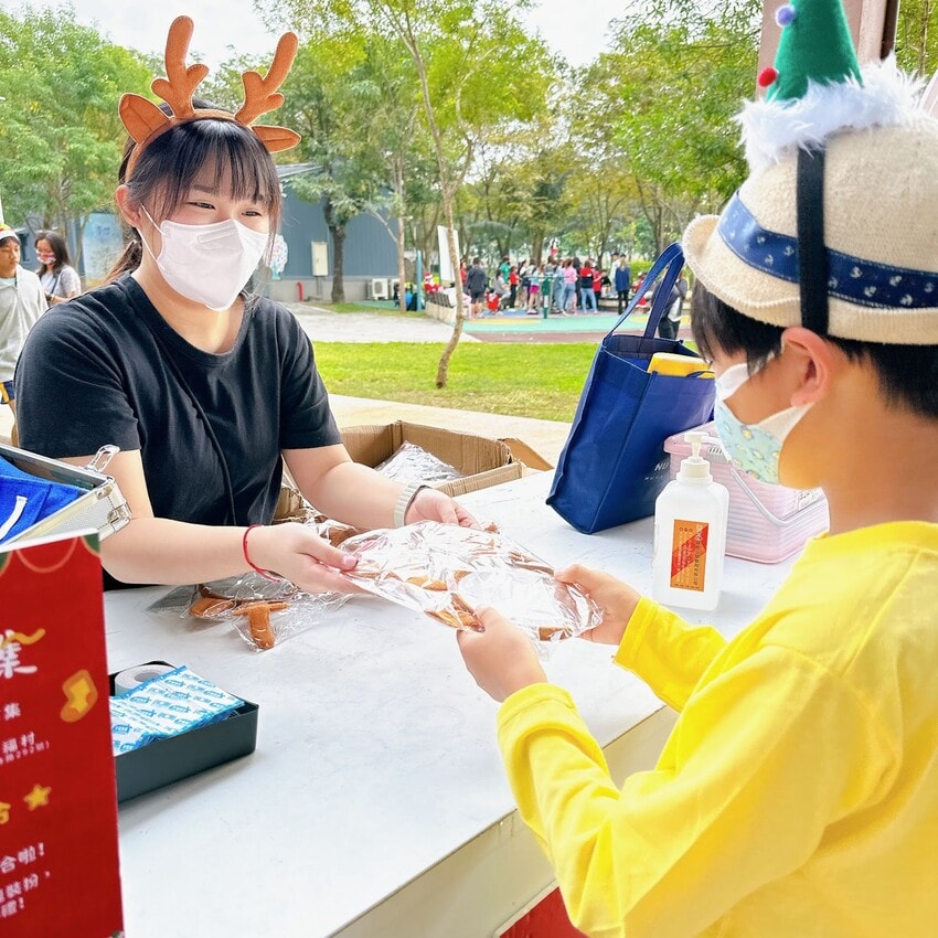 免費景點～潮洲 潮好玩幸福村  潮幸福薑餅村X金勾杯潮好玩市集和全天開放的共融遊戲場、不定期市集活動，絕對是兒童的幸福天堂！！！