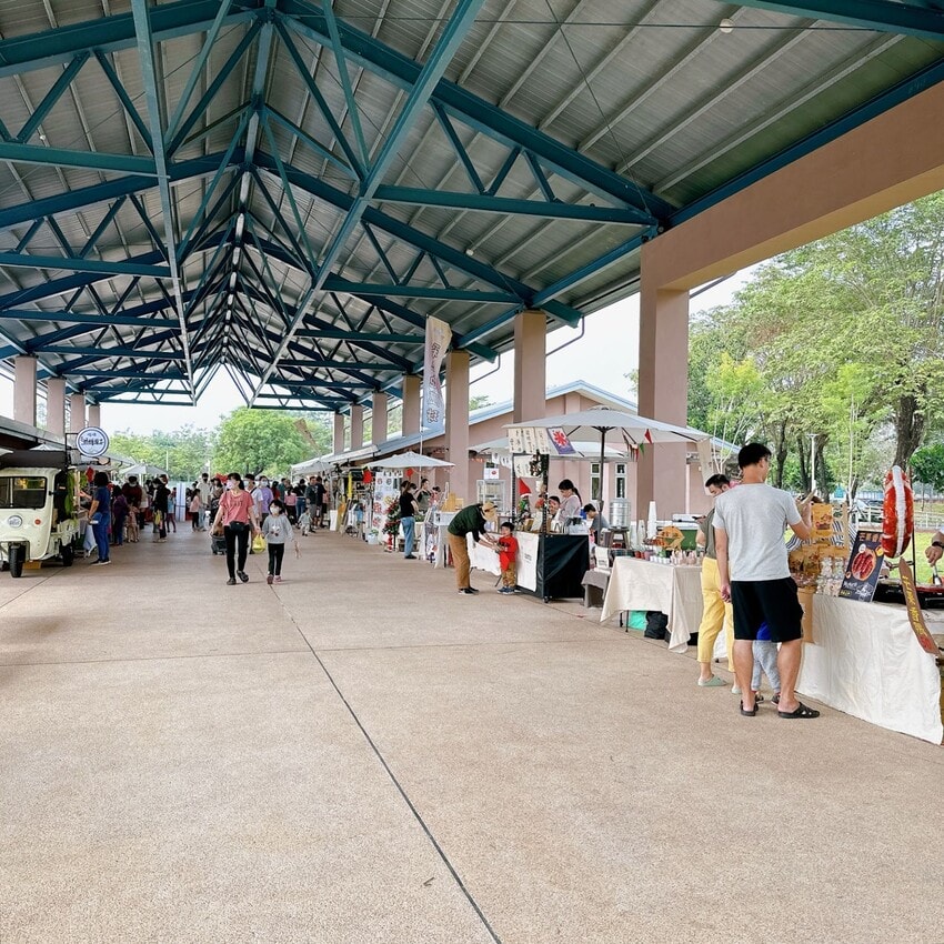 免費景點～潮洲 潮好玩幸福村  潮幸福薑餅村X金勾杯潮好玩市集和全天開放的共融遊戲場、不定期市集活動，絕對是兒童的幸福天堂！！！