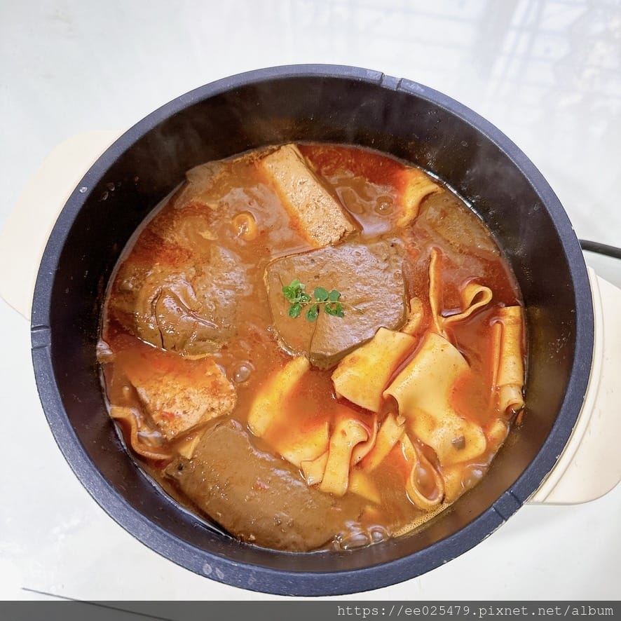 宵夜美食推薦 好食圓滿 牛肉麵常溫包、麻辣鴨血豆腐輕鬆吃料理