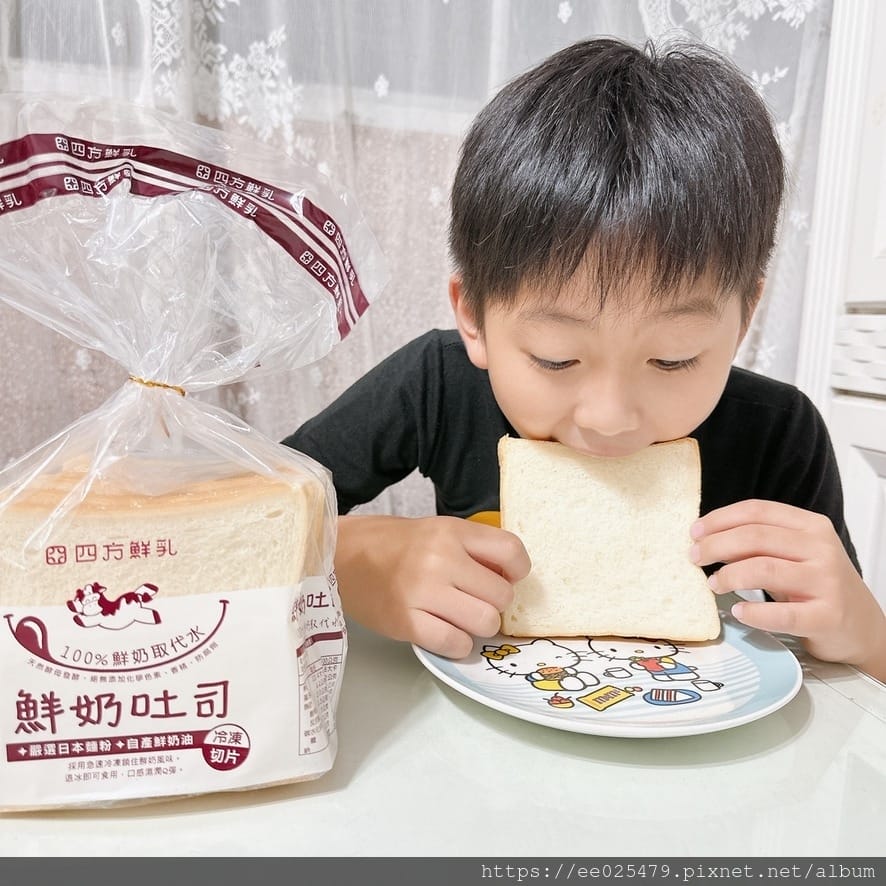 牧場直送的四方鮮乳全脂鮮乳、原味鮮奶酪、巧克力鮮奶酪、鮮奶吐