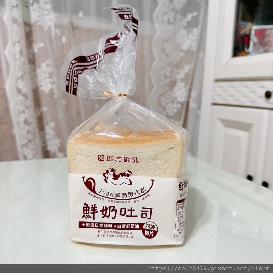 牧場直送的四方鮮乳全脂鮮乳、原味鮮奶酪、巧克力鮮奶酪、鮮奶吐