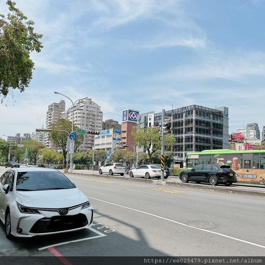 台中形象照、證件照推薦 BT Studio白棠影像 造型工 台中形象照、證件照推薦 BT Studio白棠影像 造型工