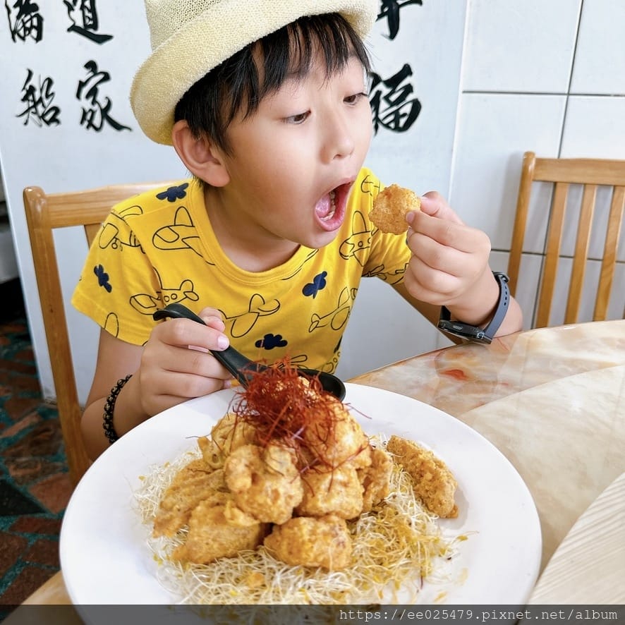 不再擔心活跳海鮮料理貴鬆鬆!新北海鮮 鮮滿樓海鮮料理一口價, 不再擔心活跳海鮮料理貴鬆鬆!新北海鮮 鮮滿樓海鮮料理一口價,