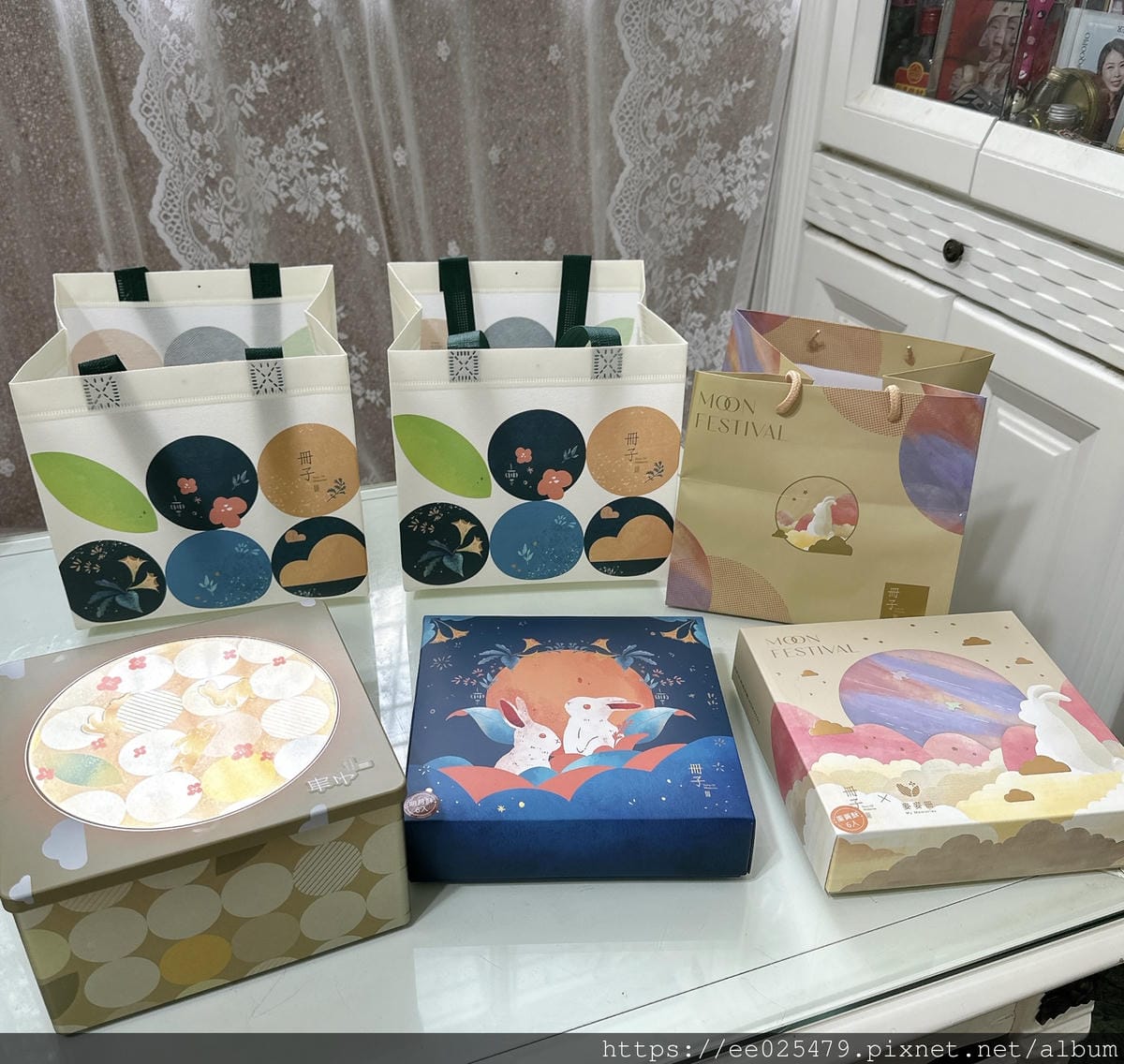2024 中秋禮盒推薦 冊子月餅~花團錦兔、暮月繽紛、花月圓 2024 中秋禮盒推薦 冊子月餅~花團錦兔、暮月繽紛、花月圓