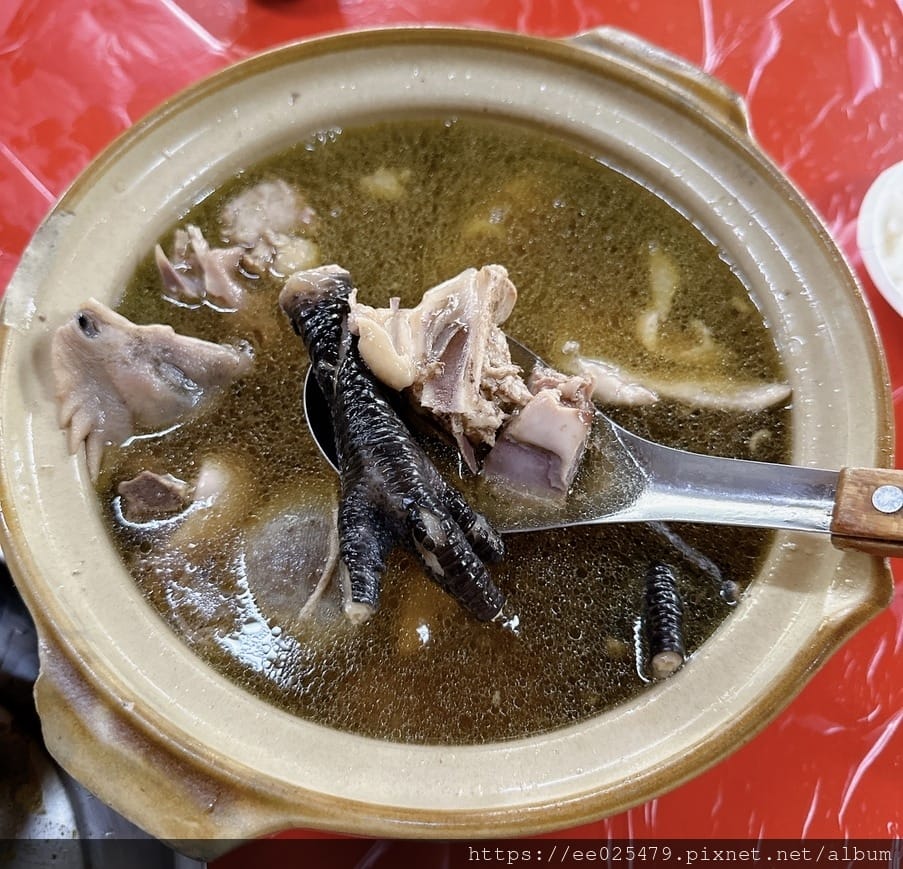 高雄旅遊推薦～客庄五行五感山城趣，騎乘電輔車走訪六龜新威森林