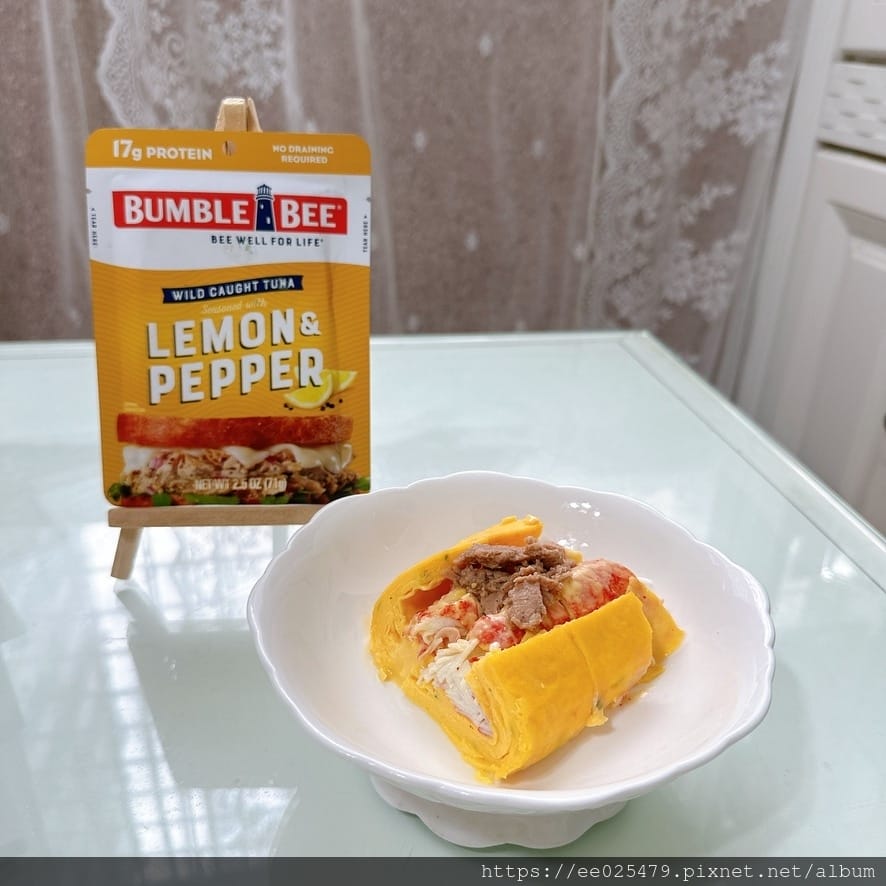 夏天也要大口吃！灑上Bumblebee Seafood 檸檬