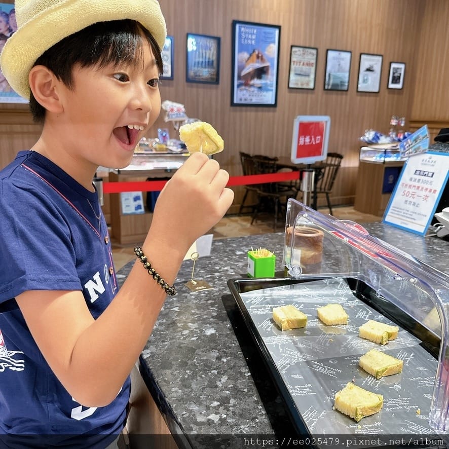 台南旅遊推薦～走訪安平航海城重現鐵達尼號場景，享用全新開幕的