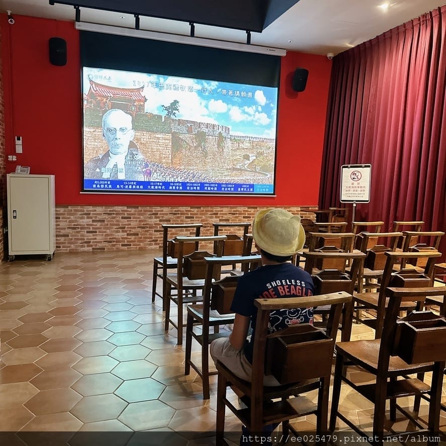 台南旅遊推薦～走訪安平航海城重現鐵達尼號場景，享用全新開幕的