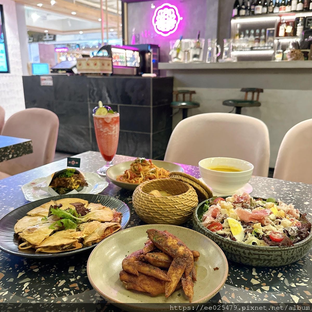 高雄漢神百貨美食 蘼樂餐酒館 Lee's Garden Wi 高雄漢神百貨美食 蘼樂餐酒館 Lee's Garden Wi