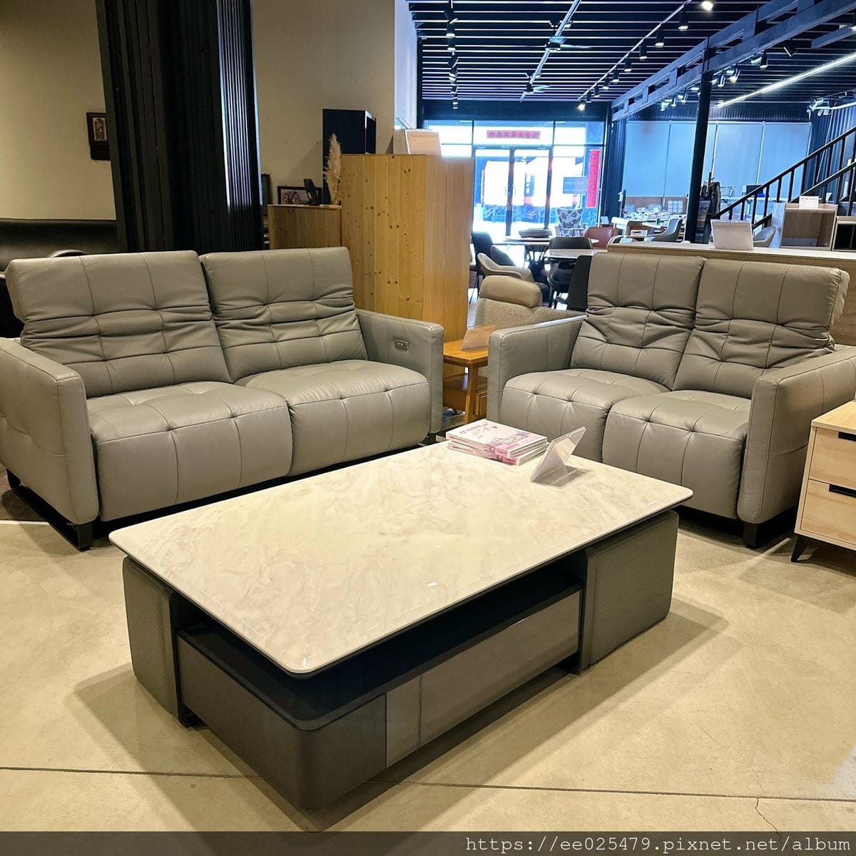 億家具批發倉庫創始店 億家俱【台中門市】～沙發、床墊、書桌、