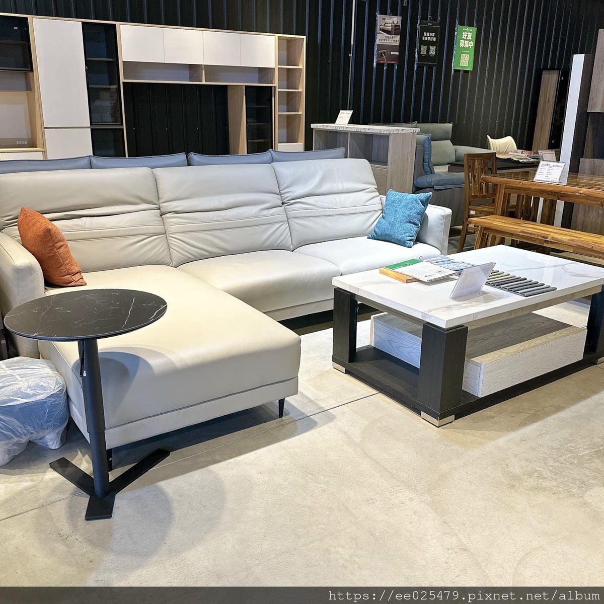 億家具批發倉庫創始店 億家俱【台中門市】～沙發、床墊、書桌、