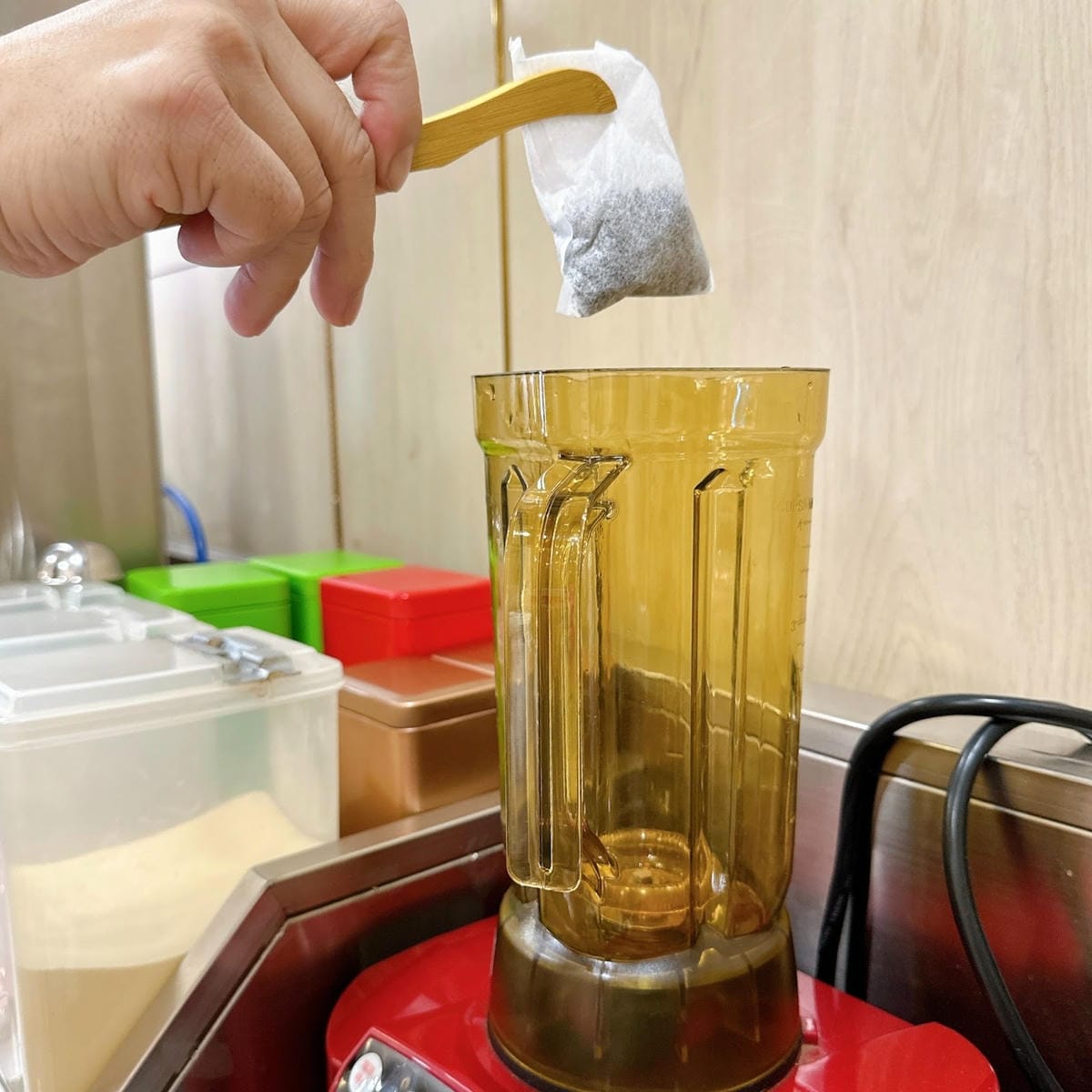 台南全新開幕 物超所值的咖啡飲品～主創咖啡（原咖啡深藏金華門