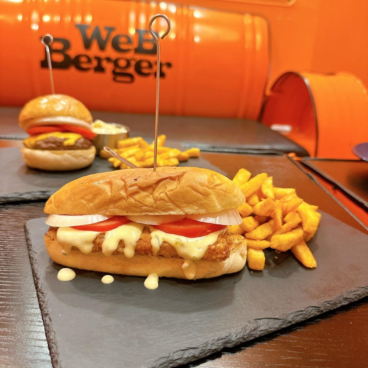 超大漢堡這裡吃啦！嘉義文化路夜市美食 Webberger大口