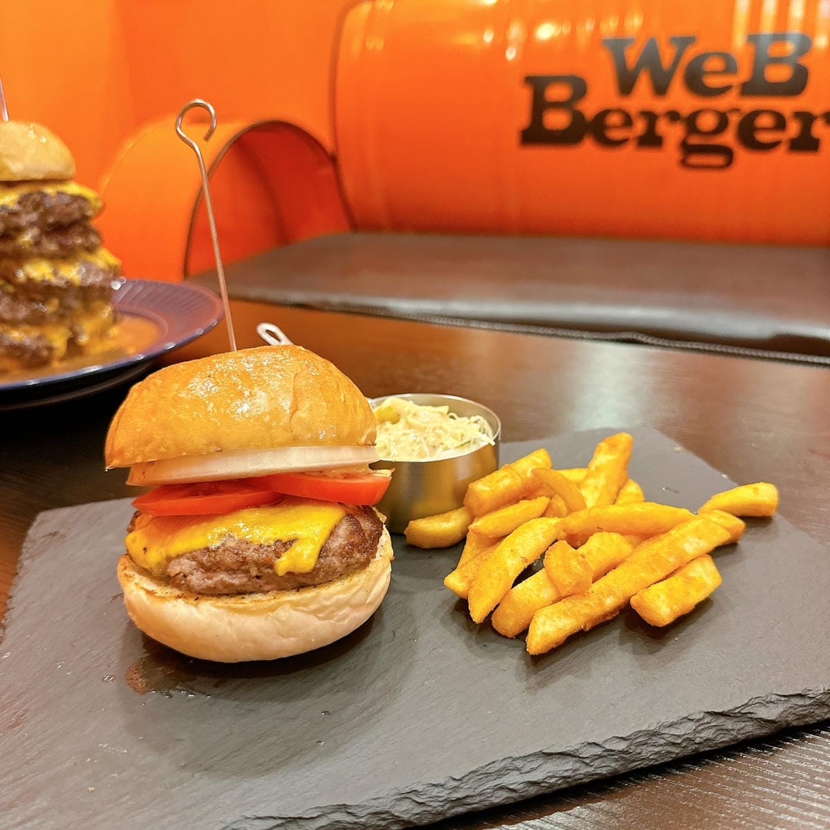 超大漢堡這裡吃啦！嘉義文化路夜市美食 Webberger大口