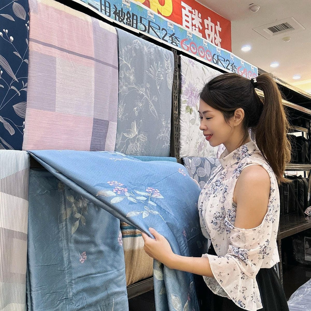 台中寢具改裝出清中  11/16開始 好傢在寢具床墊館瘋狂出