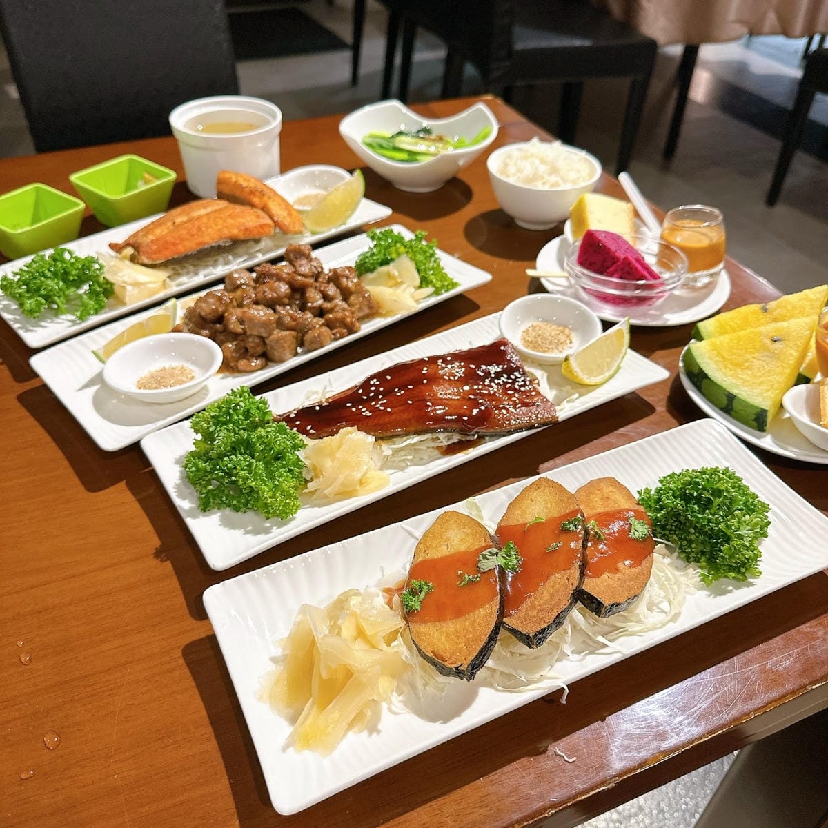 嘉義住宿12分鐘就遠離市區~入住雲登景觀飯店,享受山林美景可 嘉義住宿12分鐘就遠離市區~入住雲登景觀飯店,享受山林美景可