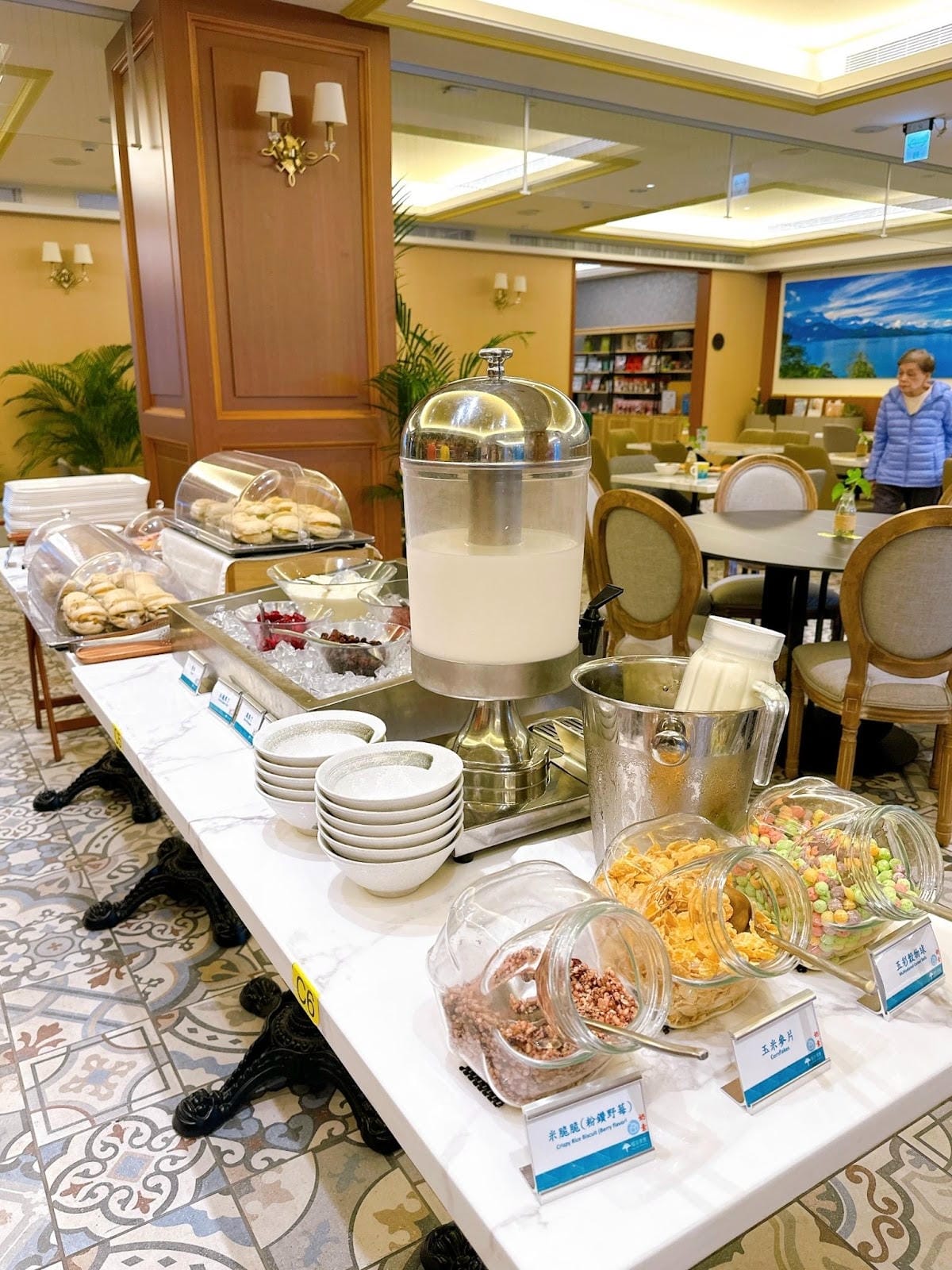 南投水里怎麼玩最輕鬆？入住福容徠旅水里店騎上電輔車暢遊水里蛇