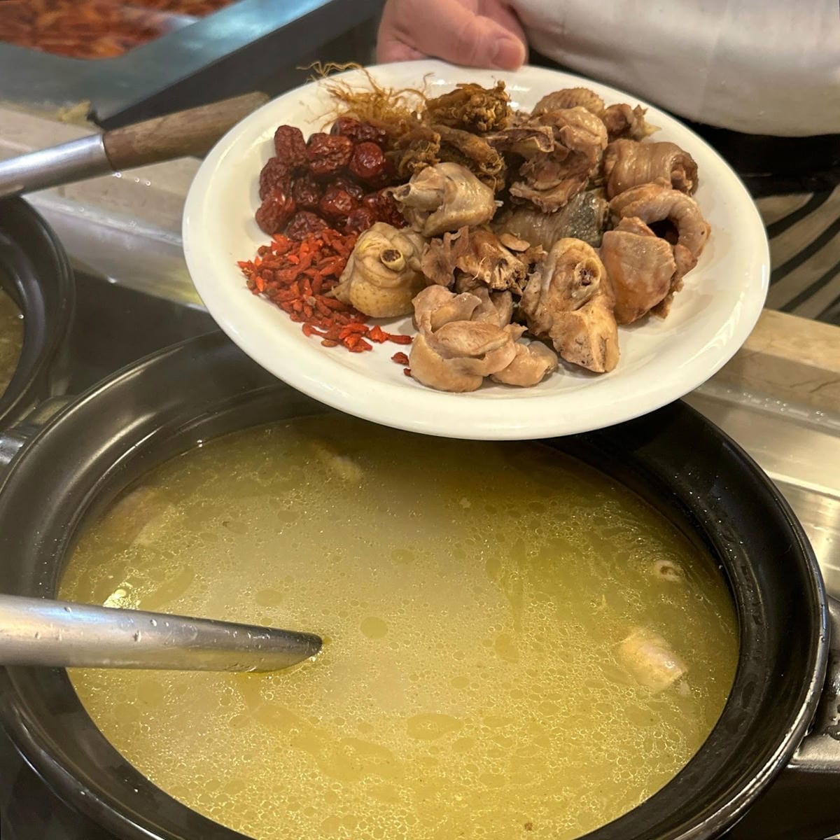 太陽百匯吃到飽怎麼吃才不枉此行?台中高cp值台中潮港城國際美 太陽百匯吃到飽怎麼吃才不枉此行?台中高cp值台中潮港城國際美