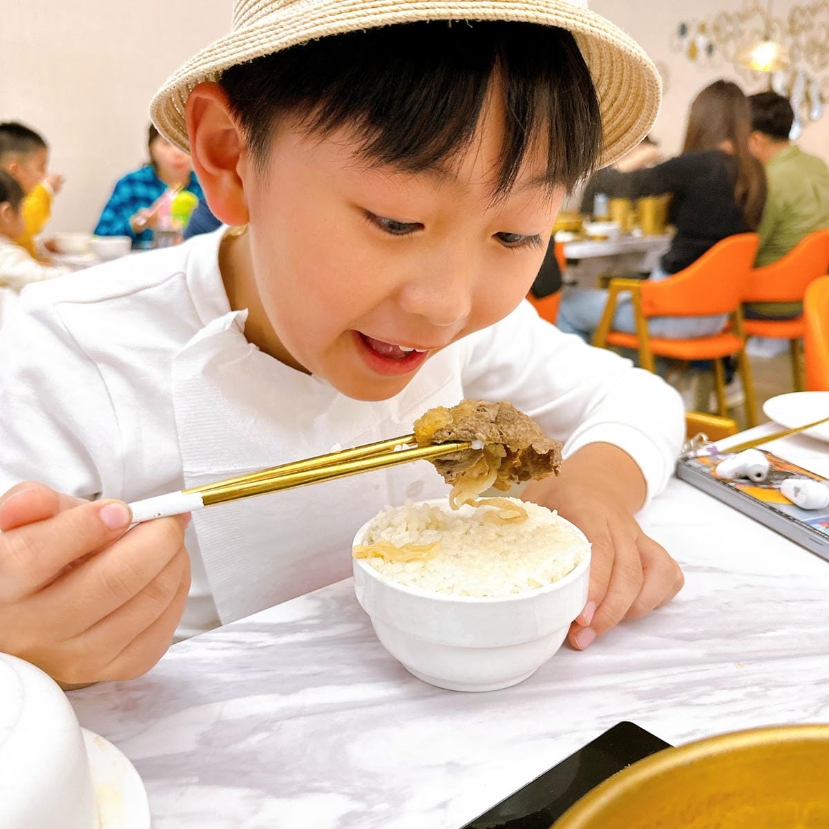 夜貓族9折啦～熊翻滾一百八十度暖心鍋物268吃到飽，夜貓限定