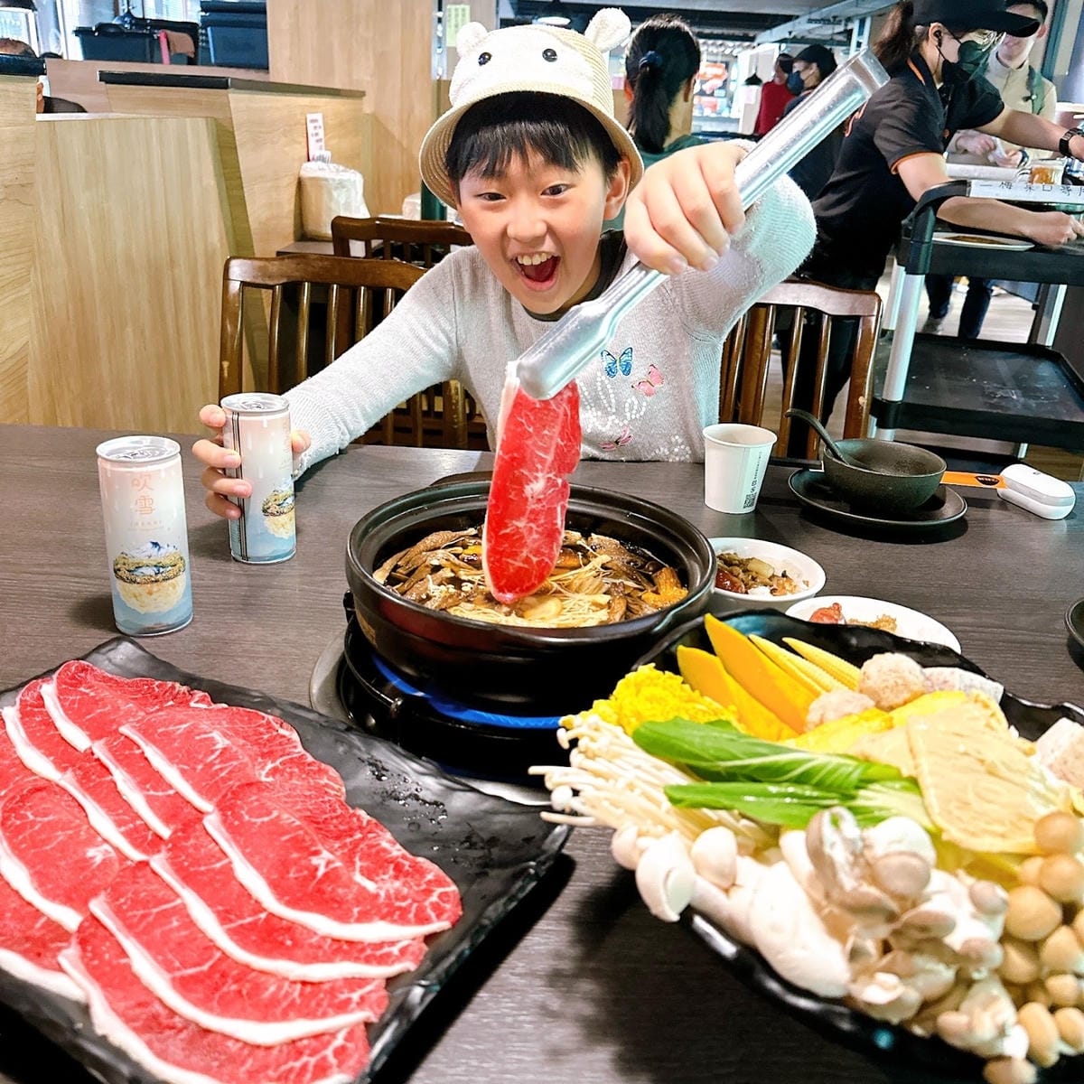 南投美食推薦~想要大快朵頤吃菇菇鍋就來菇神鹿谷店,再也不用衝 南投美食推薦~想要大快朵頤吃菇菇鍋就來菇神鹿谷店,再也不用衝