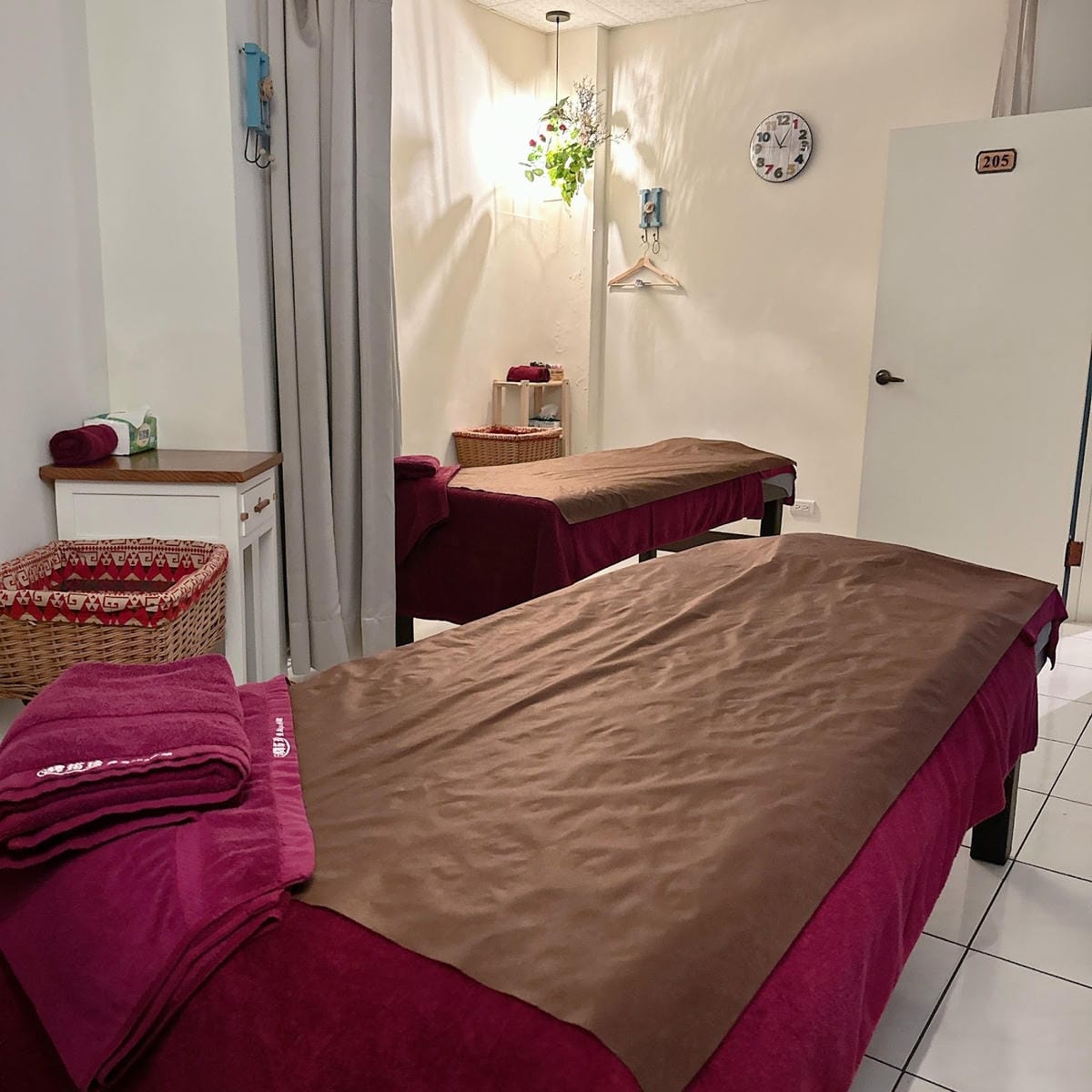驛筠珍健康spa會館 五甲店結合仕女SPA和健康推拿，療癒放