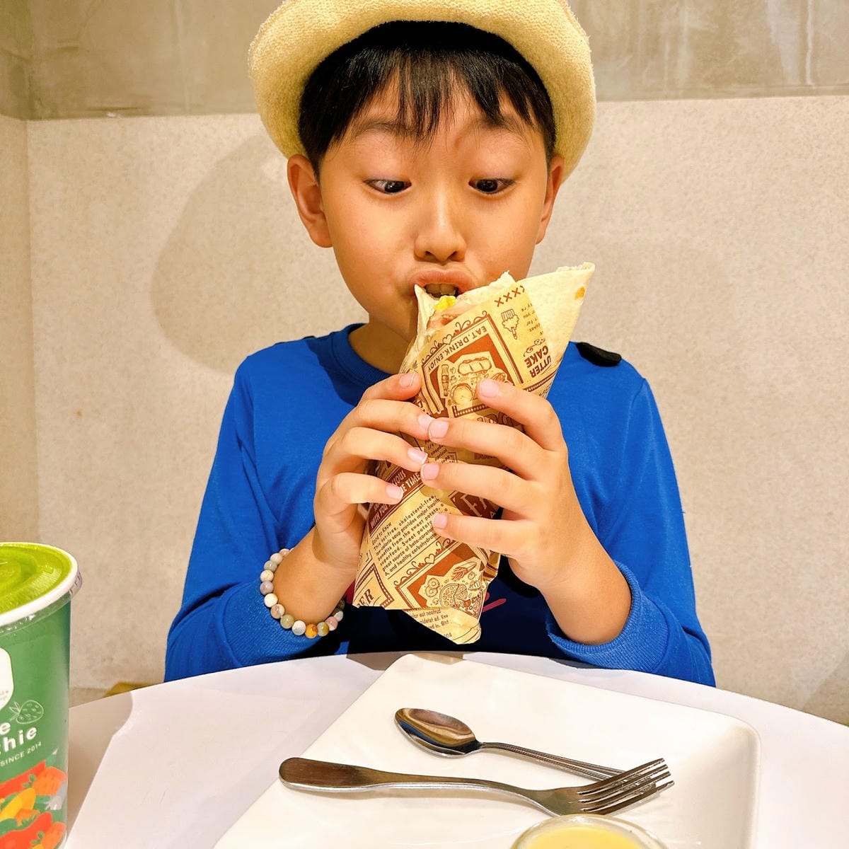 高雄輕食沙拉推薦 To Be Smoothie綠果昔輕鬆帶 高雄輕食沙拉推薦 To Be Smoothie綠果昔輕鬆帶